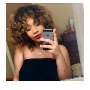 Meet your Posher, Ariel